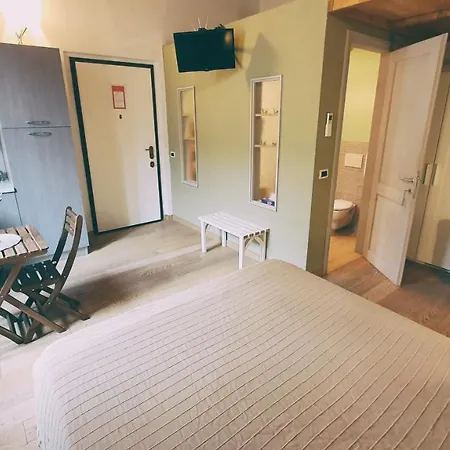 Mazzini Int.1 Apartment *